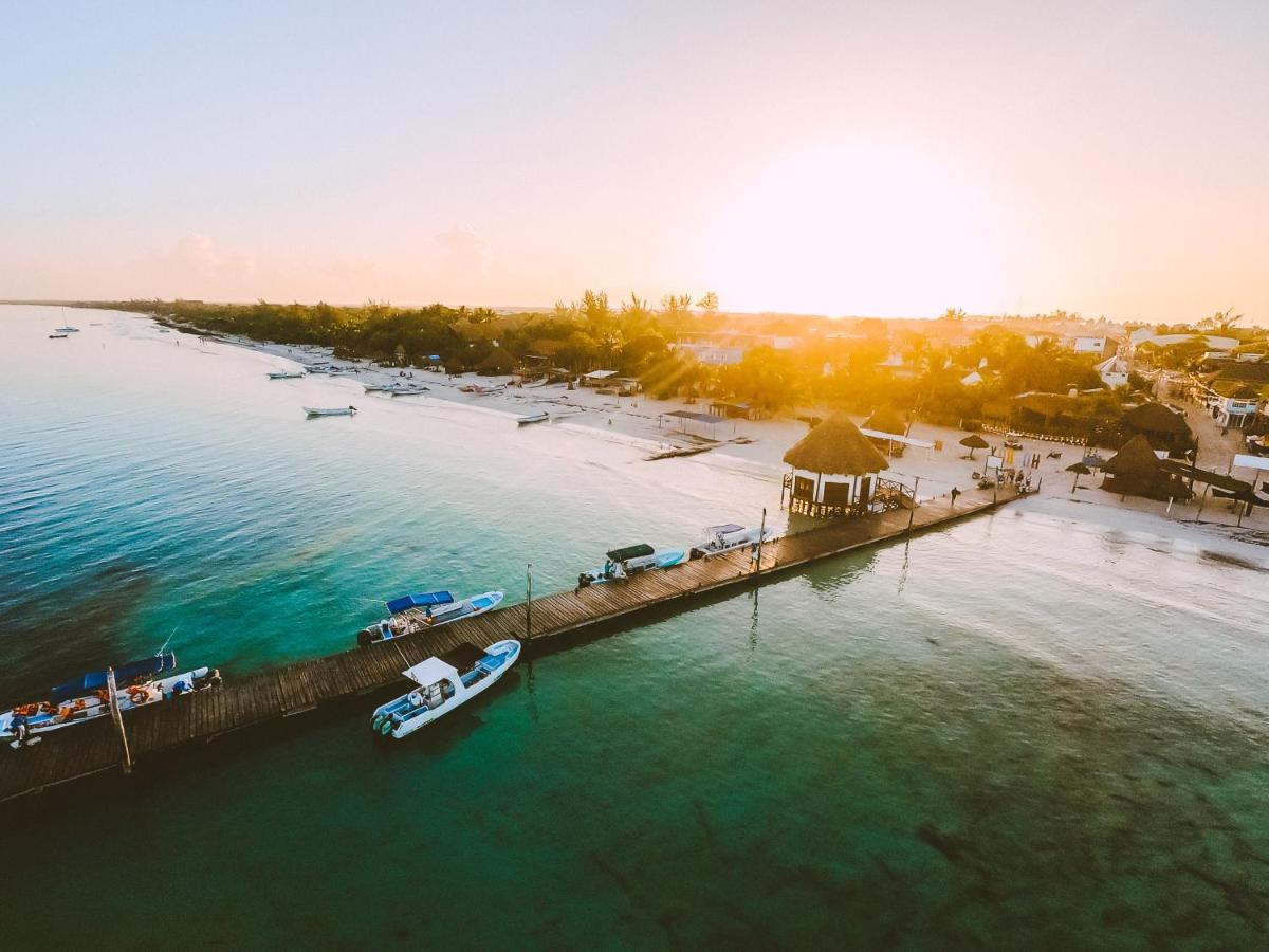 Che Holbox Hostel & Bar Adults Only Exterior photo