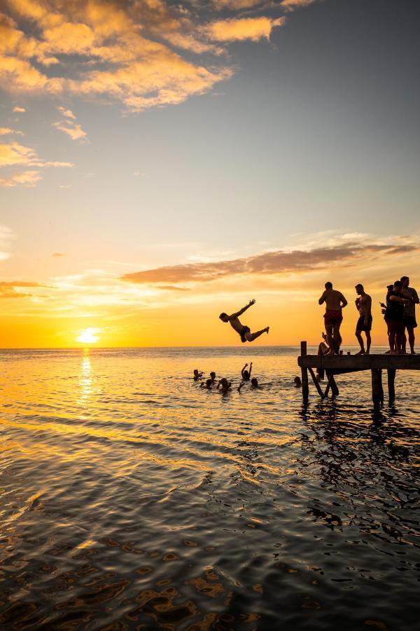 Che Holbox Hostel & Bar Adults Only Exterior photo