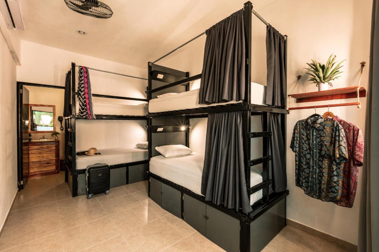 Che Holbox Hostel & Bar Adults Only Exterior photo