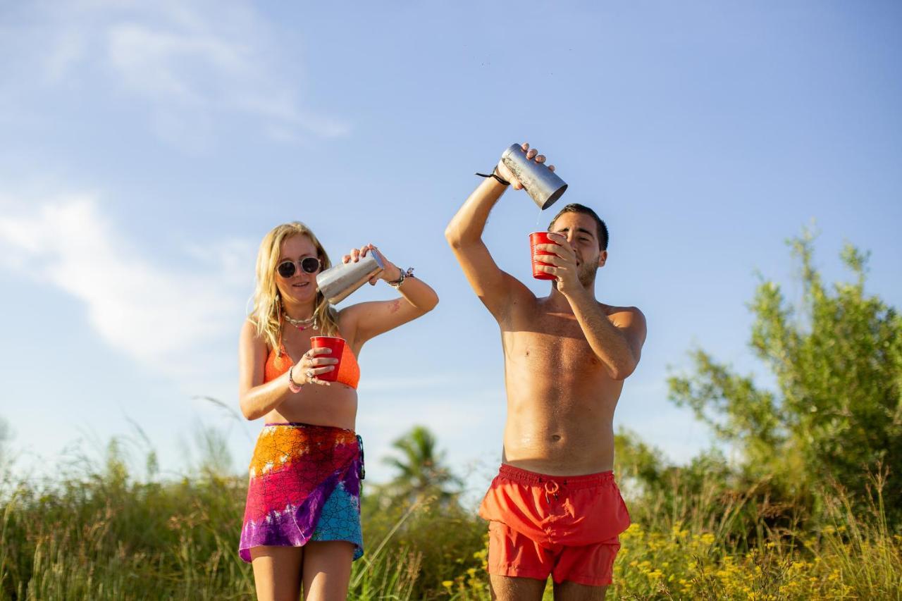 Che Holbox Hostel & Bar Adults Only Exterior photo