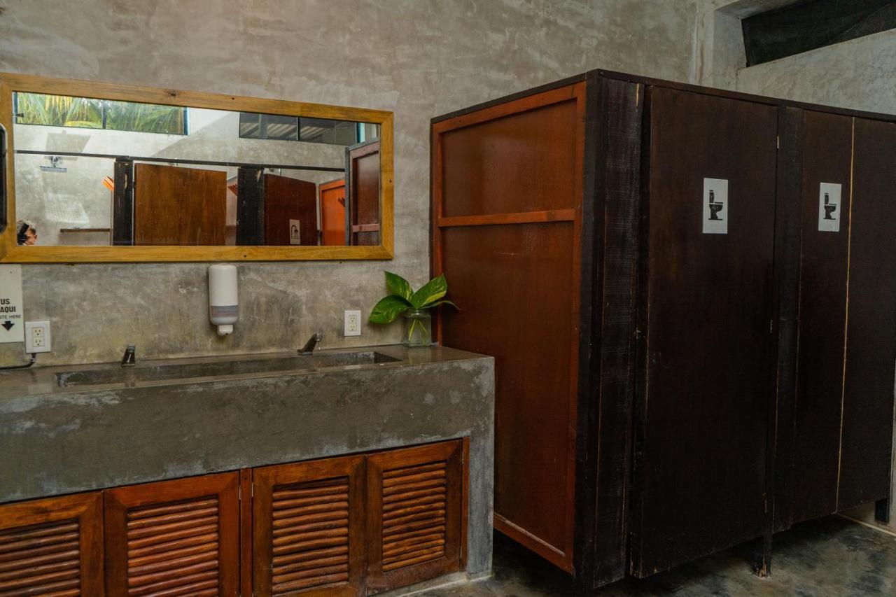 Che Holbox Hostel & Bar Adults Only Exterior photo